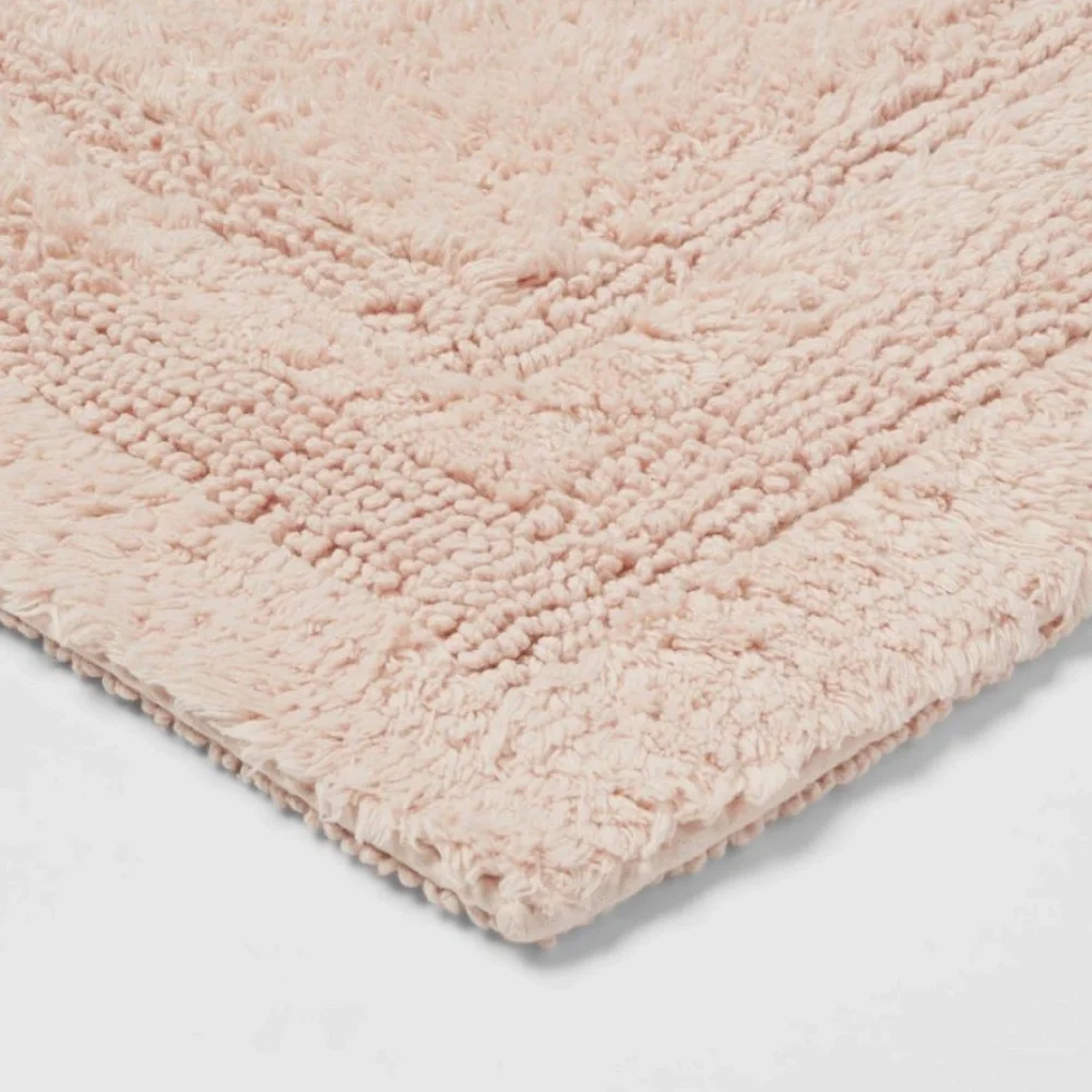 NWT 20&34;x34&34; Performance Cotton Reversible Bath Rug Pink - Threshold